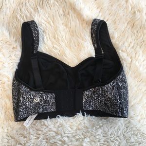 lululemon athletica Intimates & Sleepwear - Lululemon Ta Ta Tamer III lululemon athletica Intimates & Sleepwear - Lululemon Ta Ta Tamer III